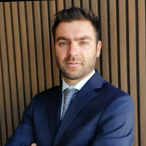 Bernardo Mendoza Ruenes headshot