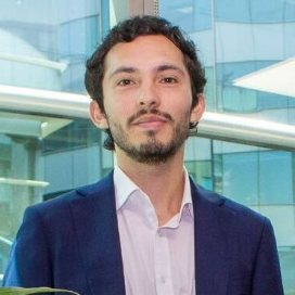 Diego Veroiza Headshot